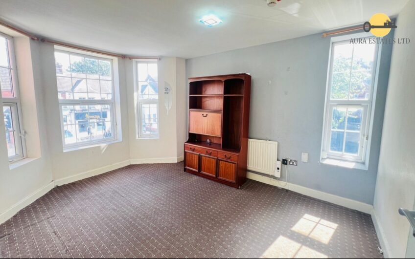For Rent, Proudly Presents This Stylish 1-Bedroom Flat in the Heart of Dunstable LU6!!!.