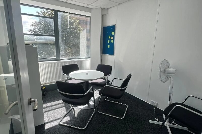 Work in Style – High-Quality Office Suites Available at Regional House, Luton LU1!!!