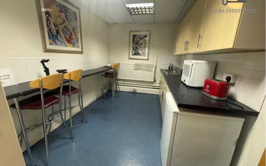 For Rent, Elevate Your Business in a Modern 2nd Floor Office Suite – Crystal House, Luton