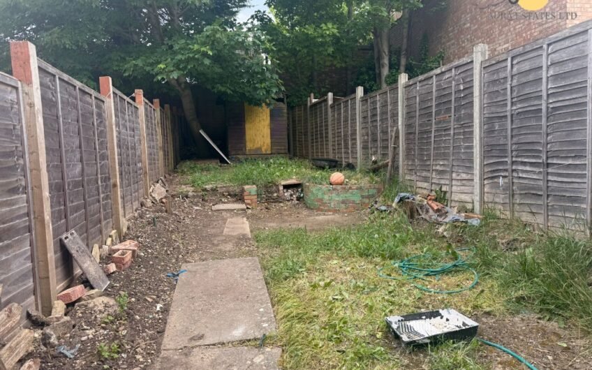 Beautifully Refurbished 3-Bedroom Mid-Terraced House To Rent in Luton LU1!!!