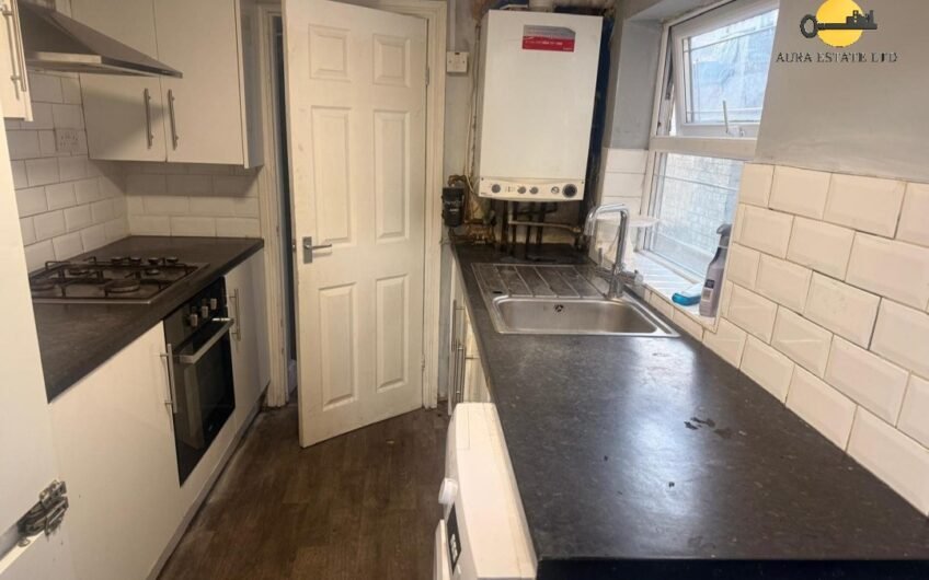 For sale your next Home Awaits – Stylish 3-Bed Terraced House with Garden in Luton LU4!!!