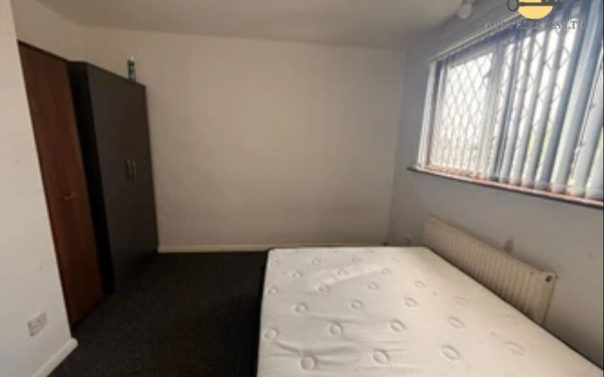 For Rent, Well-Presented 3 Bedroom Home with Large Garden & Parking in Luton LU3!!!