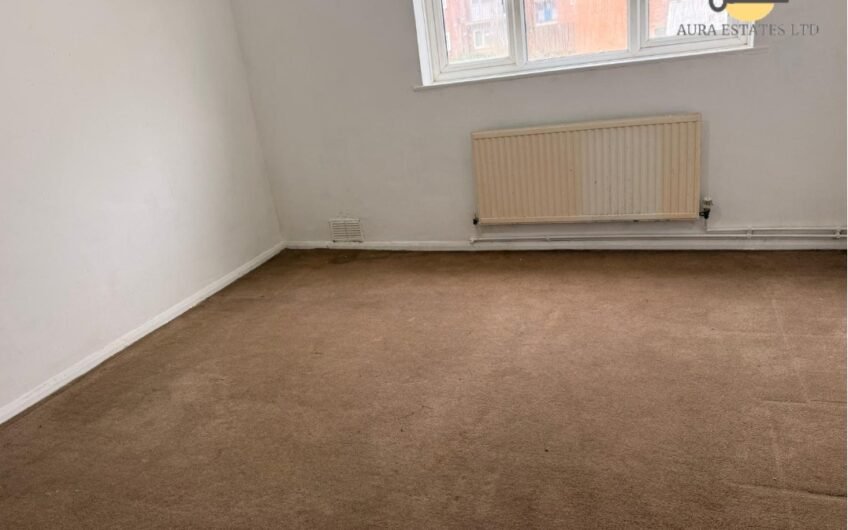 For Sale, Modern One-Bedroom Flat with Parking & Garden Access in Luton LU1!!!