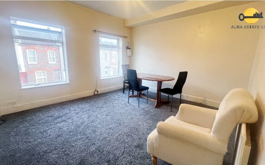 Available for sale, Fully Tenanted Semi-Commercial Freehold property with 1 Bedroom in