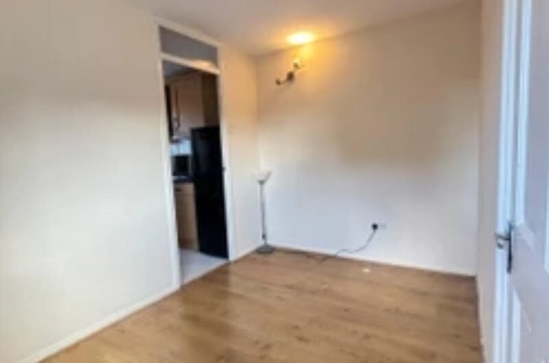 For Rent, Modern 1-Bed Ground Floor Flat with Parking – in Luton LU4!!!