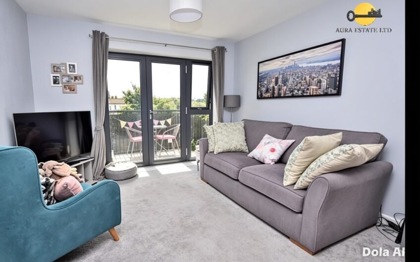 For Sale, Stylish Third Floor Flat with Lift Access in Dunstable LU6!!!