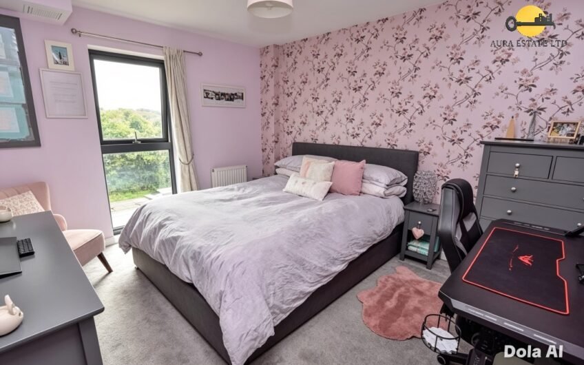 For Sale, Stylish Third Floor Flat with Lift Access in Dunstable LU6!!!