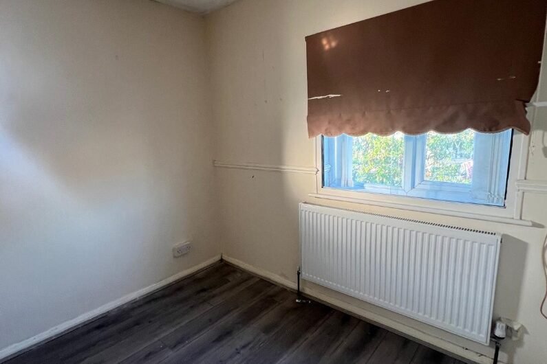 For Rent, Spacious 2-Bed Family Home with Parking & Garden – Biscot Road, Luton LU3!!!