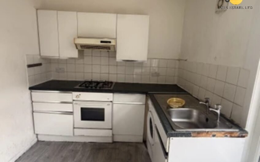 Modern Fully Furnished 1-Bedroom Apartment in Prime Dunstable LU6!!!