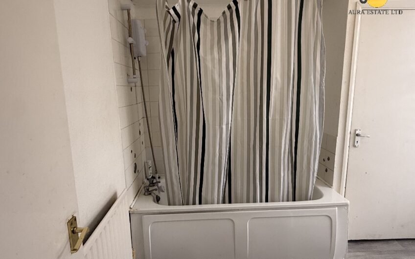 Modern Fully Furnished 1-Bedroom Apartment in Prime Dunstable LU6!!!