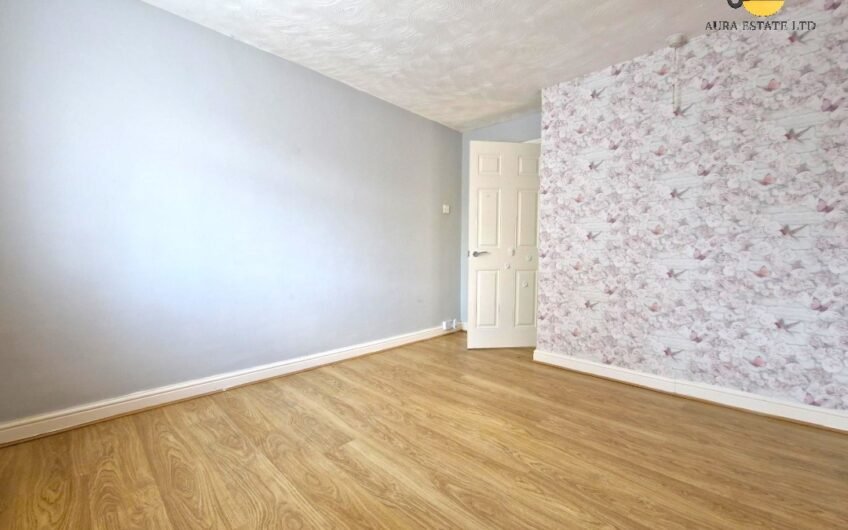 For Rent, spacious 3-Bedroom Family Home with Open-Plan Living & Private Parking in Luton LU3!!!