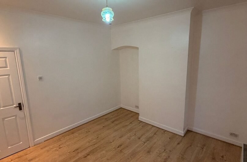 To Let, 2 Bedroom Family Home – Private Garden & Off-Road Parking in Coventry CV2!!!