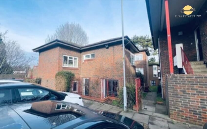 For Sale – Spacious 4-Bedroom Ground Floor Flat with Garden & Parking, in Luton LU1!!!