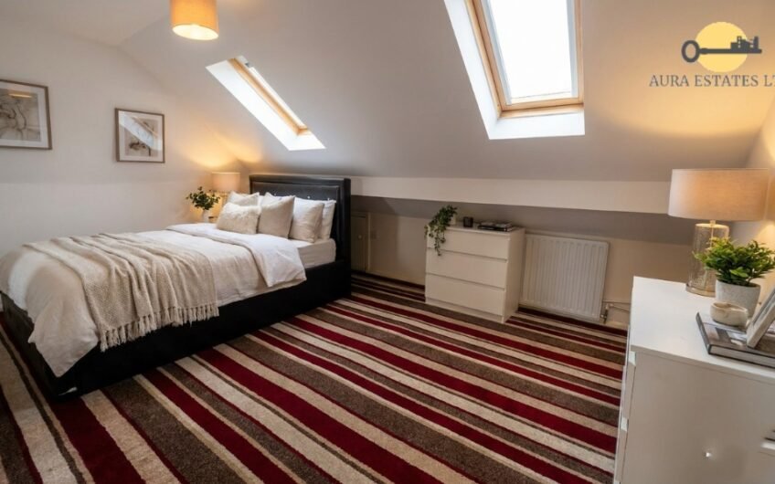 For Rent, Spacious 5-Bedroom House with Driveway & Large Garden in Luton LU4!!!
