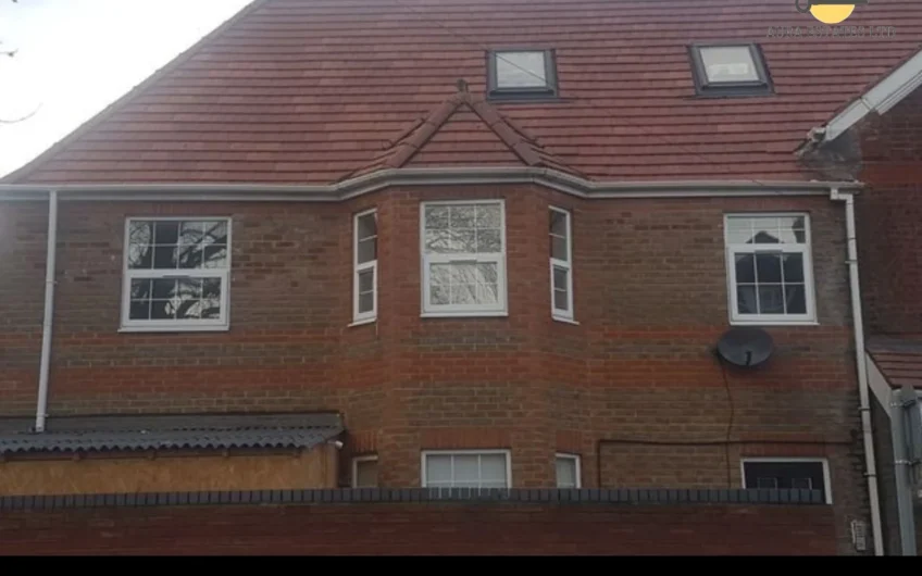For Rent, Proudly Presents This Stylish 1-Bedroom Flat in the Heart of Dunstable LU6!!