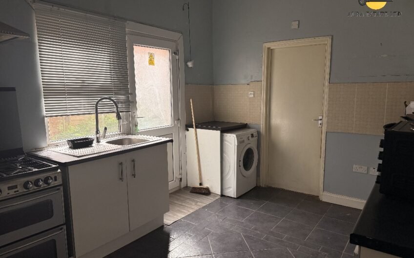 For Rent, Well-Presented En-Suite Room in Prime Location Including All Bills In Luton, LU3!!!