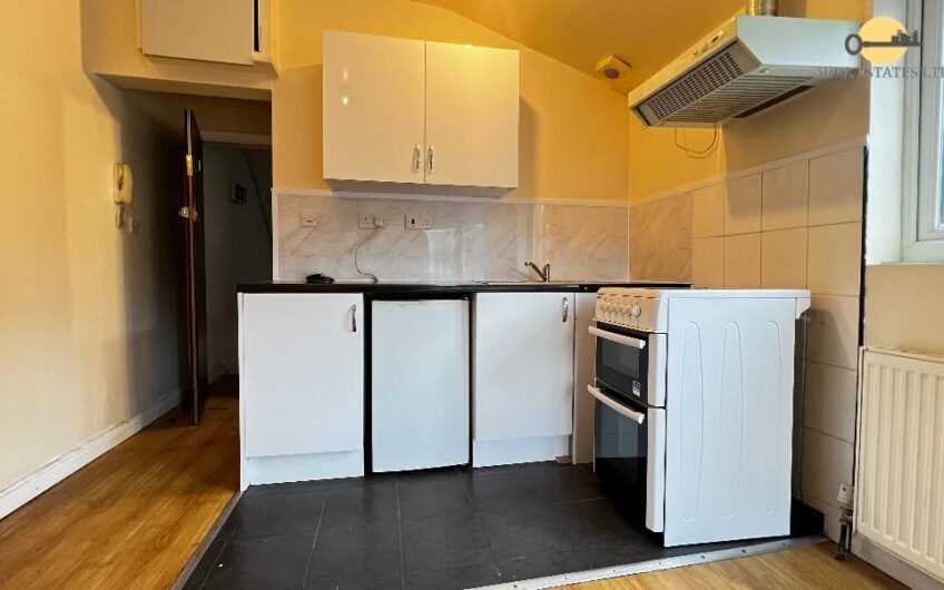 For Rent, Modern Studio Flat in the Heart of Luton Town Centre LU1!!!