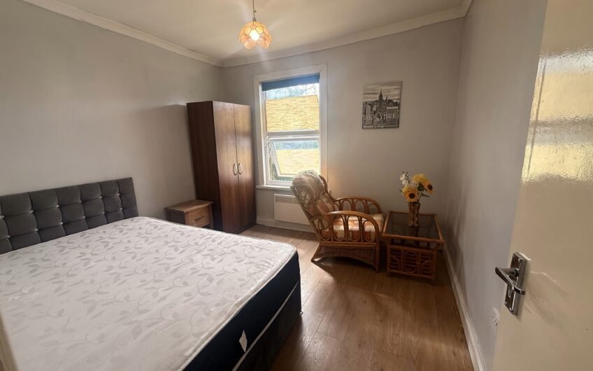 Spacious 1 Bedroom Flat To Let In Luton, LU3!!!
