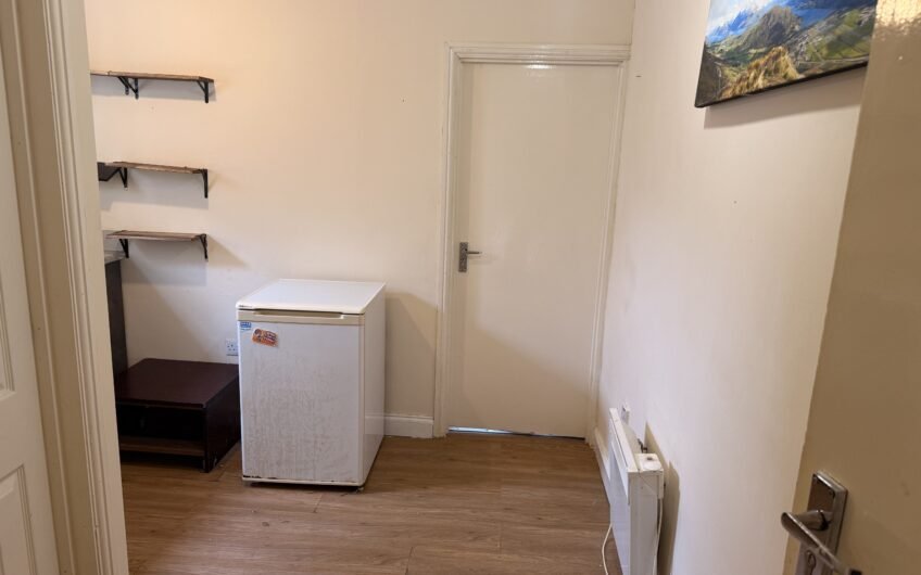 Spacious 1 Bedroom Flat To Let In Luton, LU3!!!