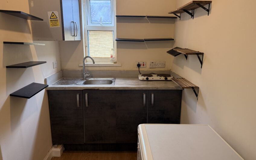 Spacious 1 Bedroom Flat To Let In Luton, LU3!!!