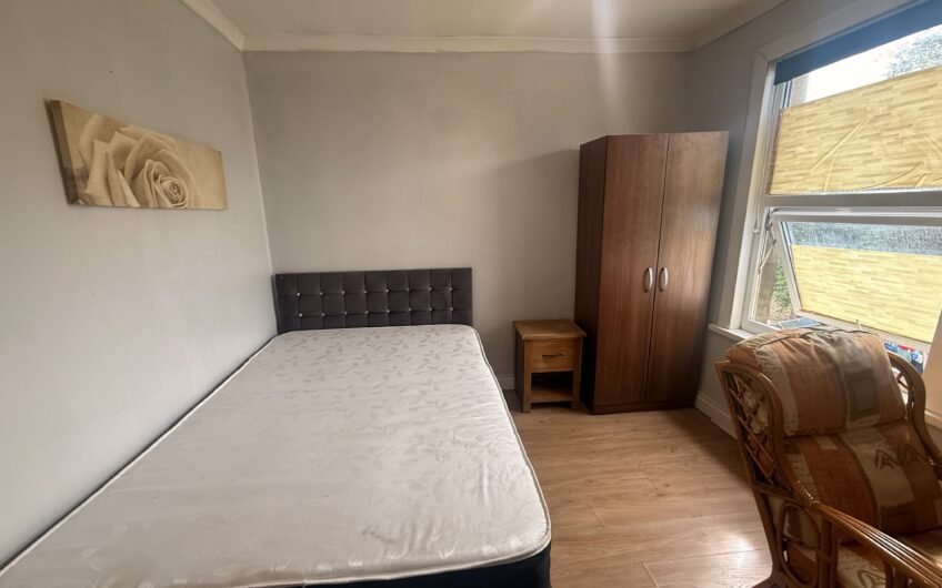 Spacious 1 Bedroom Flat To Let In Luton, LU3!!!