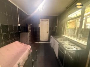 For Rent, Stylish 1-Bedroom Flat with Open-Plan Living in Luton LU1!!!
