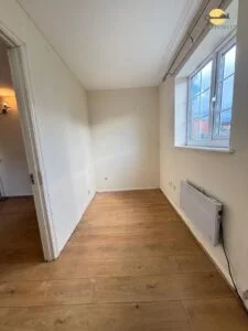 Spacious 1 Bedroom Ground Floor Flat To Let In Luton!!!