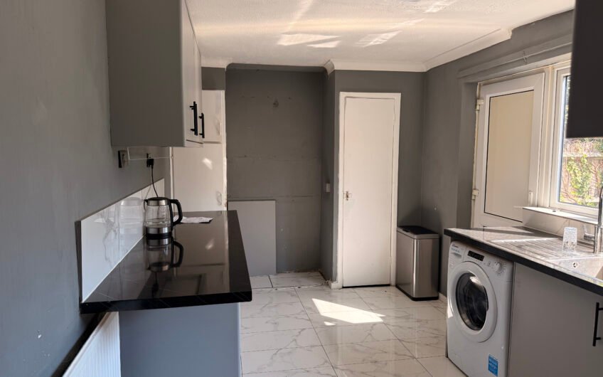 3 Bedroom House Available for Rent in Dunstable, LU5!!!