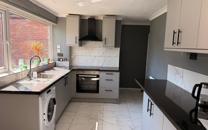 3 Bedroom House Available for Rent in Dunstable, LU5!!!