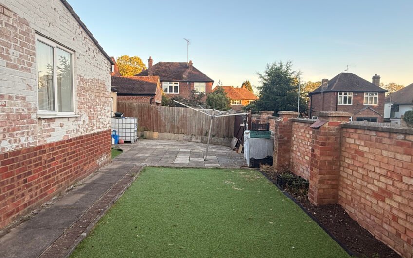 5 Bedroom Mid-Terraced House to Rent in Luton, LU2!!!