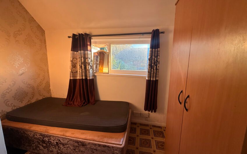 5 Bedroom Mid-Terraced House to Rent in Luton, LU2!!!
