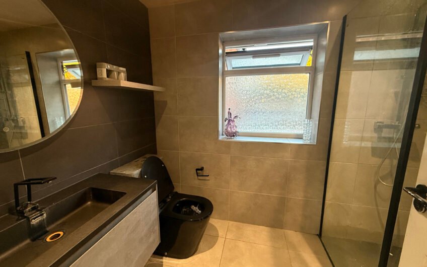 5 Bedroom Mid-Terraced House to Rent in Luton, LU2!!!