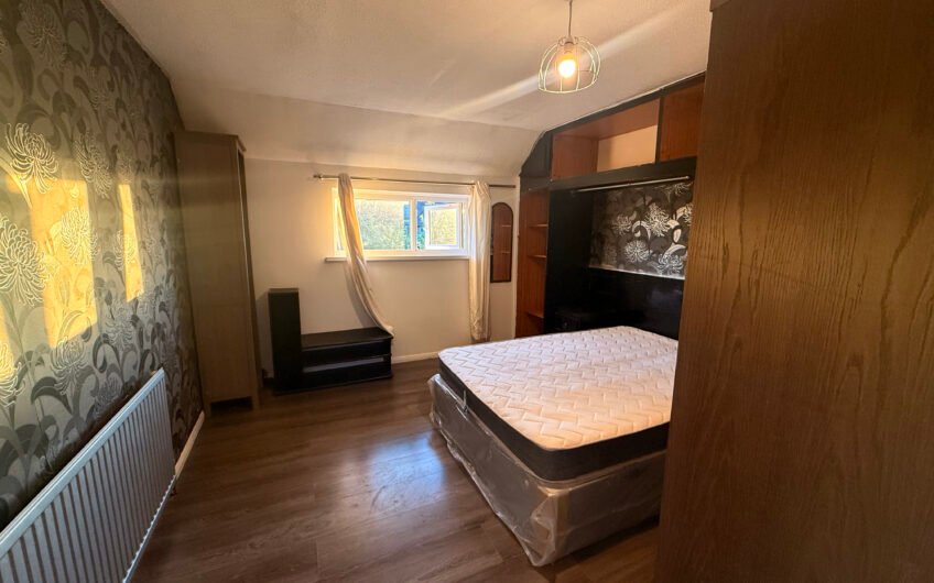 5 Bedroom Mid-Terraced House to Rent in Luton, LU2!!!