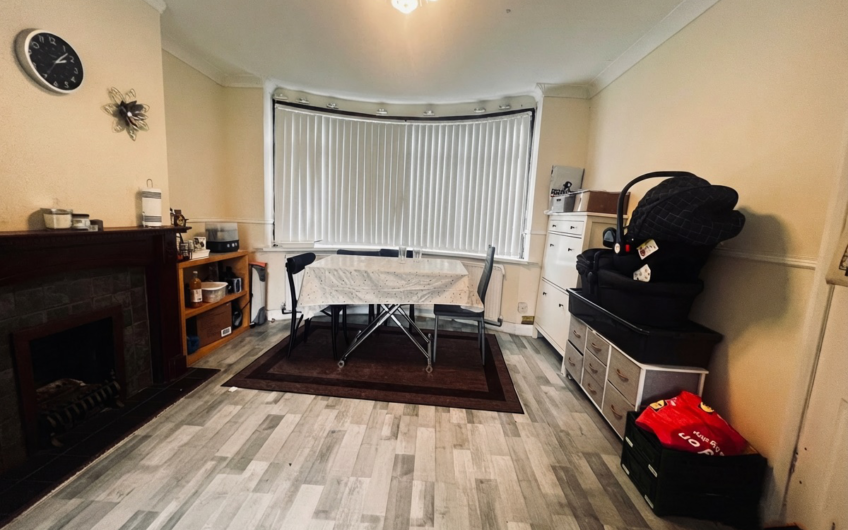 For Sale, Well-Presented 3-Bed Home with Large Outbuilding – Ideal Family Living in Luton LU3!!!