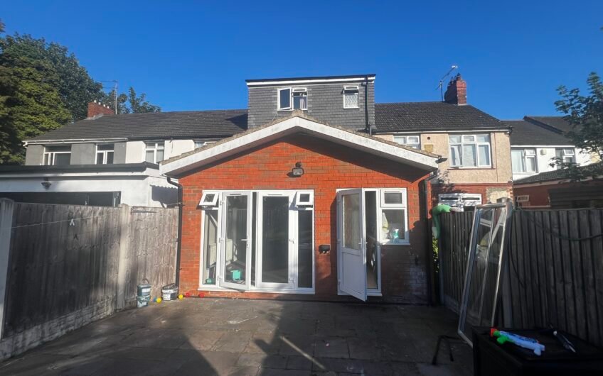 Extended 5 Bedroom House Available for Sale in Luton, LU4!!!