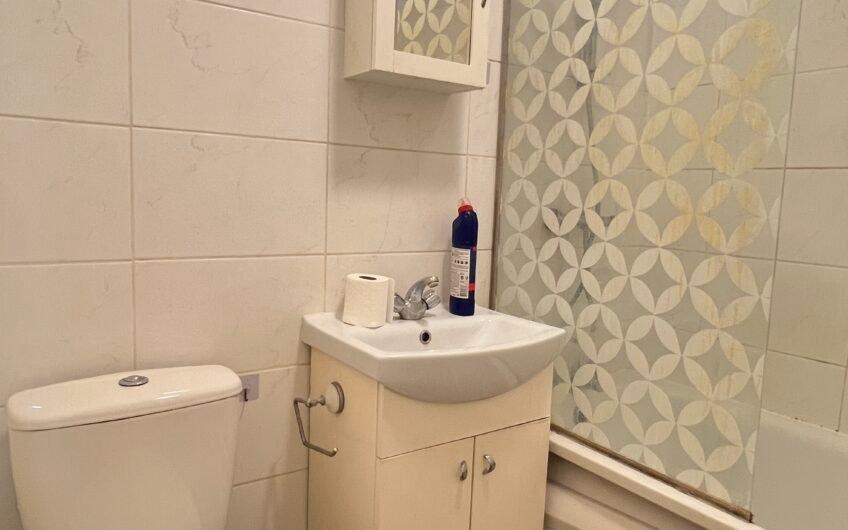 1 Bedroom Flat Available for Rent in Dunstable, LU4!!!