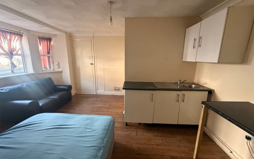 Comfortable Single Room with Wi-Fi & Parking – Ready to Move In Luton LU3!!!
