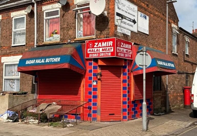 Available Butcher Shop + 1-Bedroom Flat for Rent in Ash Road, Luton LU4!!