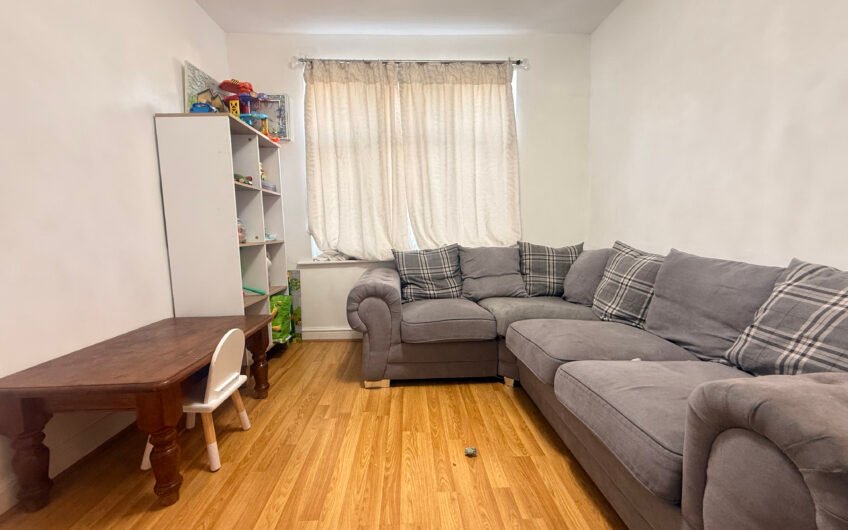 Comfortable Family Living with Plenty of Space – Luton LU4