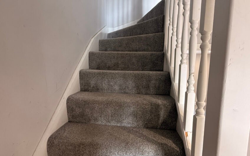 Two Master Bedrooms & Three Floors of Living – 4-Bedroom Home in Houghton Regis