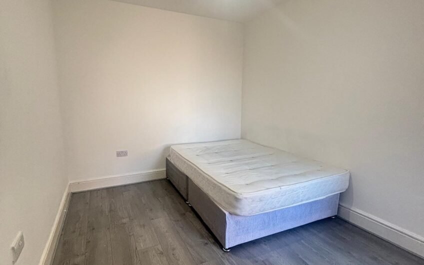 Why Pay Extra for Bills? Double Room at £650 PCM in Luton