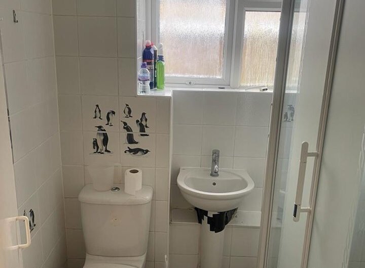 A 1-Bedroom Flat with Free Parking & a Large Reception Room – Luton LU1
