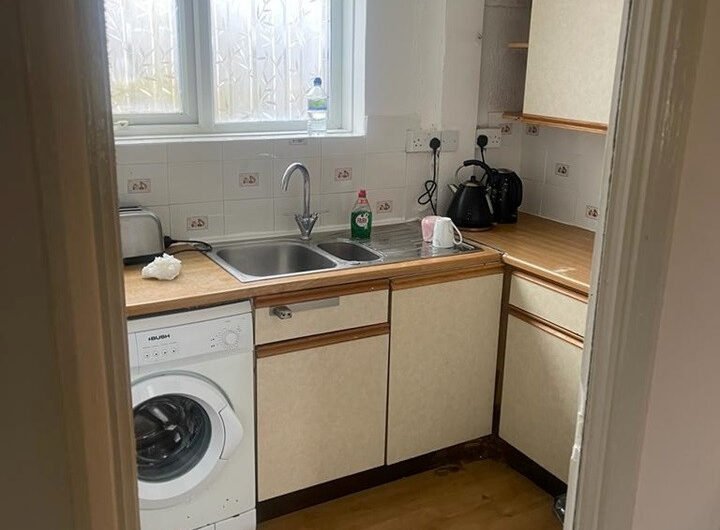 A 1-Bedroom Flat with Free Parking & a Large Reception Room – Luton LU1
