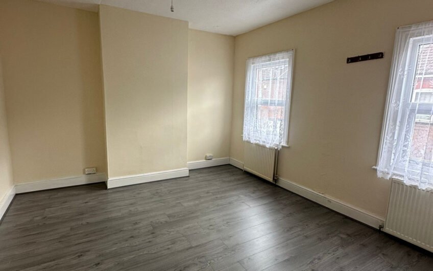 A Garden, Two Reception Rooms & Three Bedrooms – Take a Look Inside