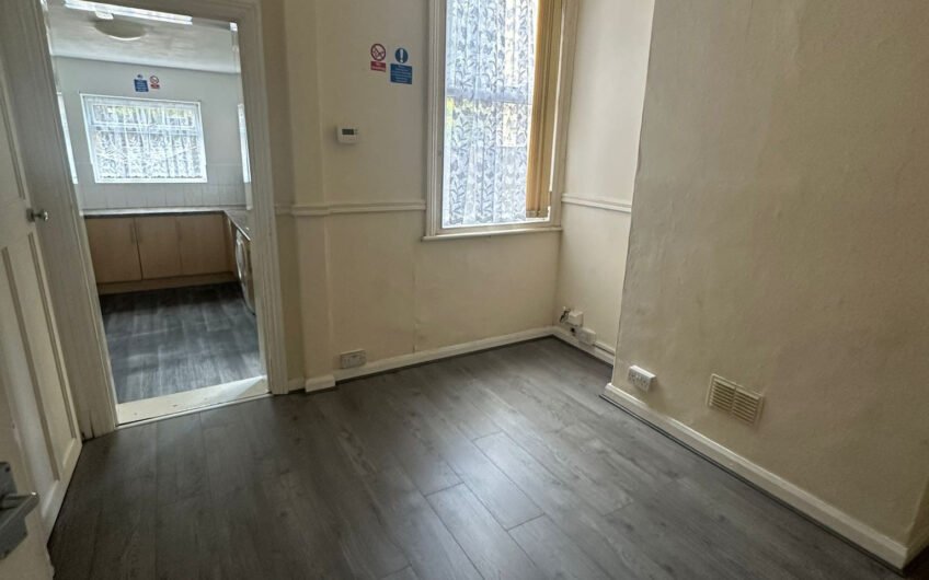 A Garden, Two Reception Rooms & Three Bedrooms – Take a Look Inside