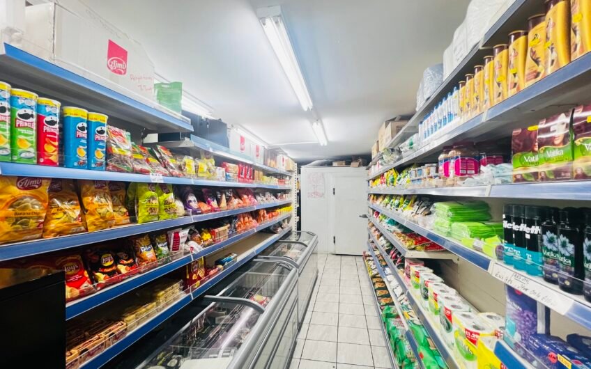 Take the Keys to Your Next Business Venture – Supermarket in Luton