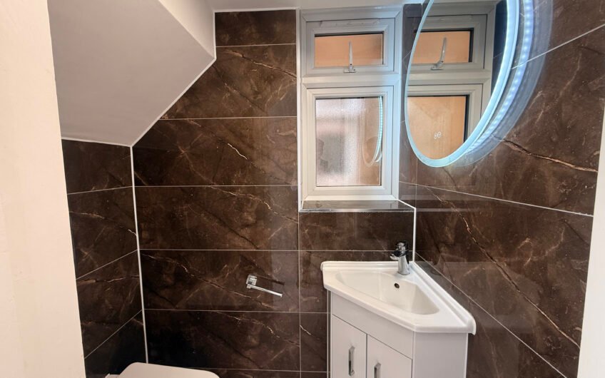 Two Master Bedrooms & Three Floors of Living – 4-Bedroom Home in Houghton Regis
