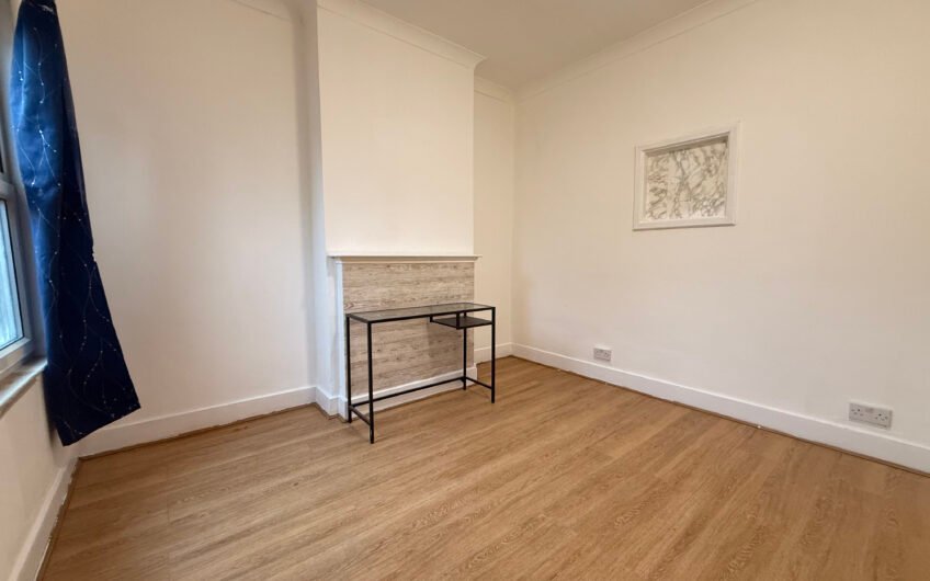 Three Bedrooms, Two Receptions – This Luton Home Has Options