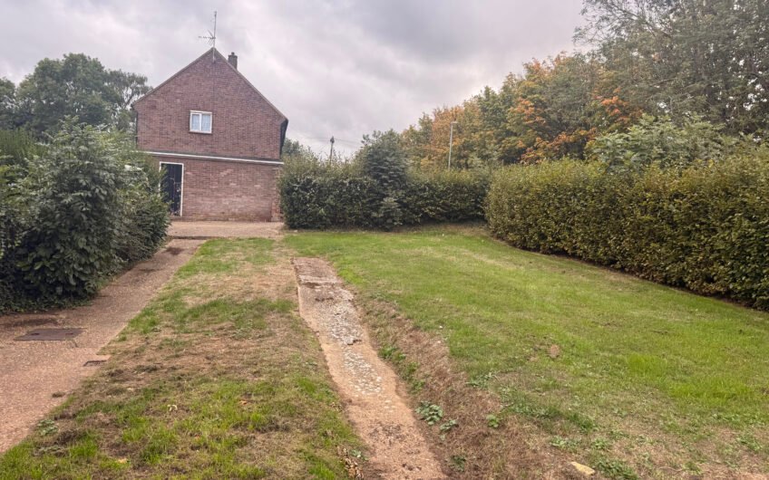 Two Floors, Two Master Bedrooms – Take a Look at This Luton Duplex