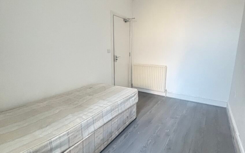 Five Bedrooms Under One Roof – HMO-Approved Home in Luton LU1